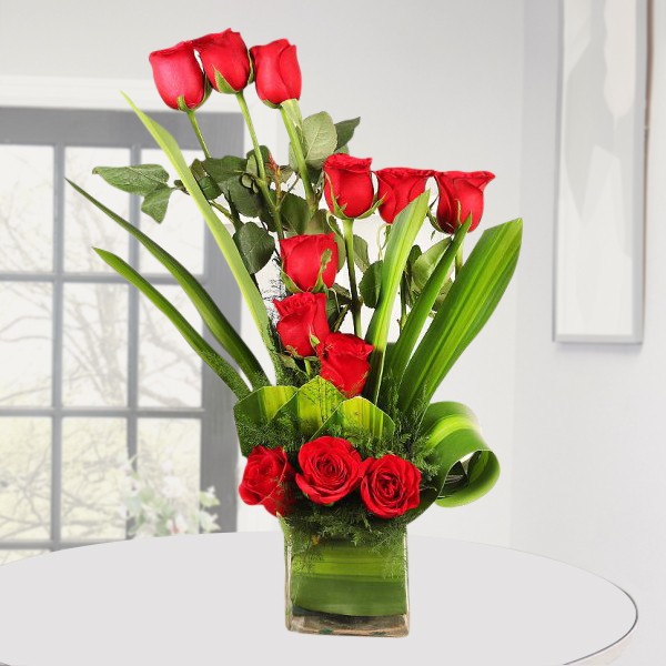 Vase Arrangement of 12 Red Roses