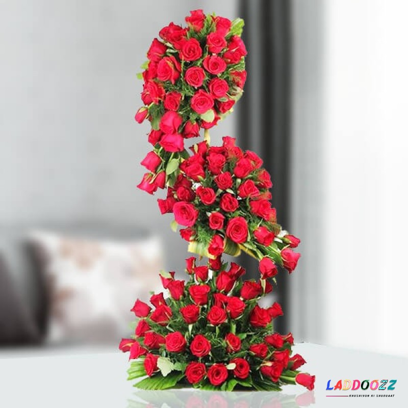 I Love You 100 Roses Flower Arrangement 